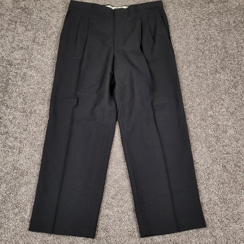 Levis Travelers Dress Pants Men 38x30 Fits 37x29 Black Pleated Wool Blend Slacks